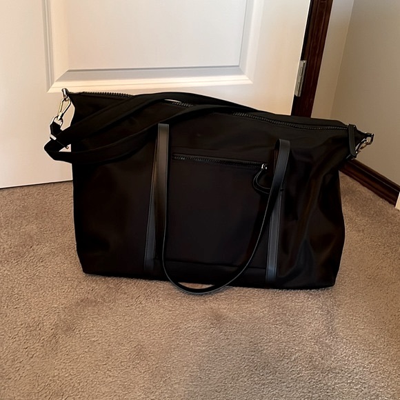 Kate Spade Large Jae Weekender - Picture 3 of 4